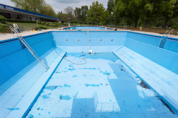 Best Commercial water damage restoration  in Bell Gardens, CA